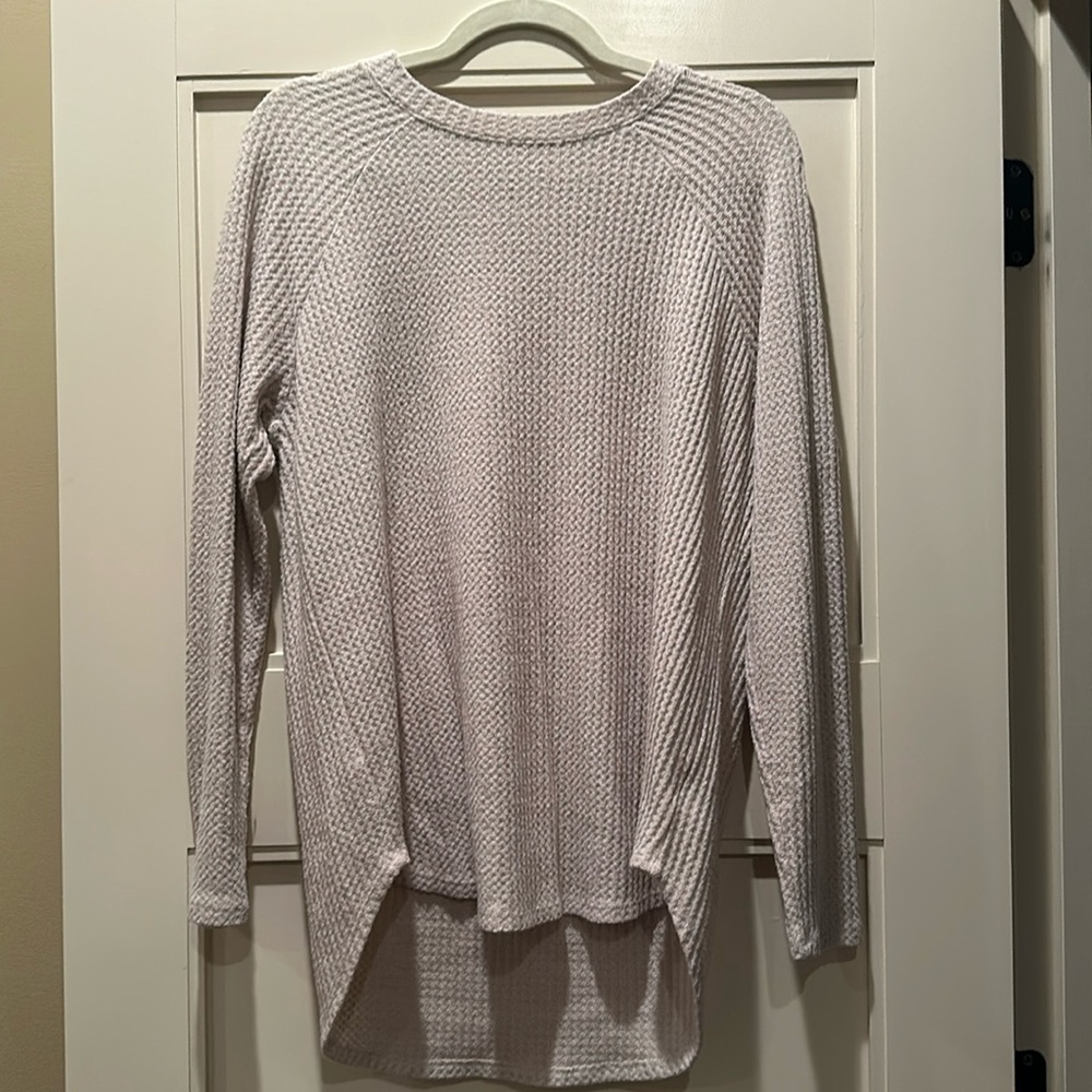 American Eagle Cream Waffle Texture Long Sleeve - Women’s Size Medium